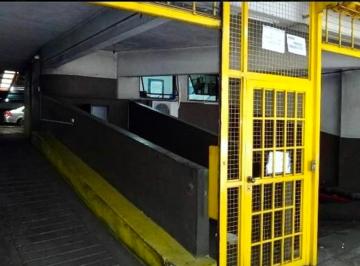 Garage , Barrio Norte · Dueño Alquila Cochera Fija Para Auto - Barrio Norte