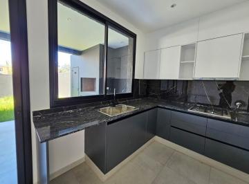 PH · 160m² · 5 Ambientes · 2 Cocheras · PH en Chacra del Norte