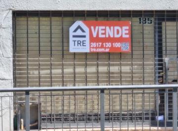 Local comercial · 60m² · 1 Ambiente · Local en Calle Moron de Ciudad.