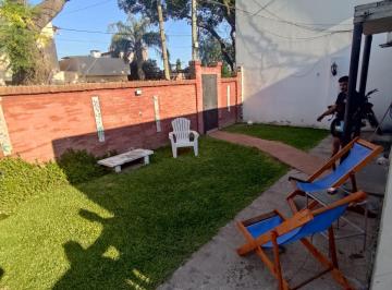 Casa de 3 ambientes, Rosario · Casa en Esquina con Local