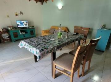 Casa de 7 ambientes, Pompeya · Vende Casa Sobre Tierra del Fuego 2500