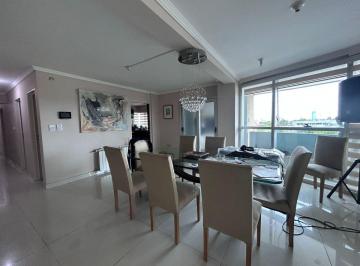 Departamento de 5 ambientes, Córdoba · En Venta Bello Semipiso de 3 Dorm. en Alto Villasol. 200 m² + 2 Cocheras