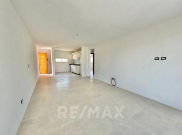 Departamento · 71m² · 3 Ambientes · 1 Cochera · Venta Dpto 3 Amb con Jardin Saravi Village Pilar