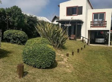 Casa · 70m² · 3 Ambientes · 1 Cochera · Casa en Venta a 50 m de La Balconada, La Paloma