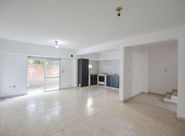 Casa · 70m² · 3 Ambientes · 1 Cochera · Duplex en Venta Melchor Romero 2 Dorm. Apto