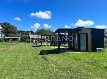 Casa · 220m² · 9 Ambientes · 7 Cocheras · Venta. 1 Hectárea con Complejo Turístico. Zarate. Buenos Aires