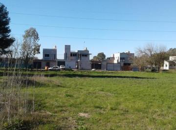 Terreno · 280m² · Terreno Venta 10 X 28 m - 280 m 2 - Barrio Cerrado - San Carlos.