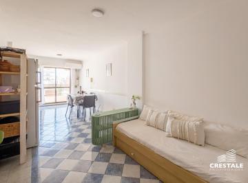 Departamento · 41m² · 2 Ambientes · Venta / Permuta - Departamento 1 Dormitorio con Balcón Al Frente - Rosario Centro.