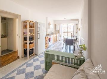 Departamento · 41m² · 2 Ambientes · Venta / Permuta | Departamento 1 Dormitorio con Balcón Al Frente | Rosario Centro