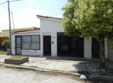 Casa de 5 ambientes, Santo Tomé · Venta Casa Santo Tome Gran Potencial Hipolito 2300