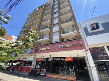 Departamento · 40m² · 2 Ambientes · Departamento en Alquiler un Dormitorio Contrafrente San Martin 2880