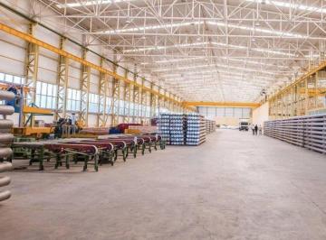 Terreno · 3200m² · Venta Lote Industrial Exaltación de La Cruz