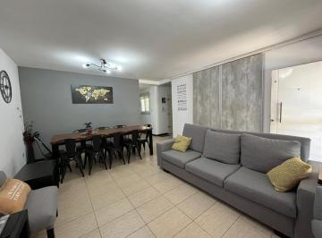 Departamento · 77m² · 3 Ambientes · 1 Cochera · Venta Departamento en Complejo Greenhouse