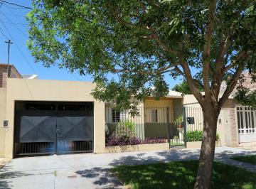 Casa de 5 ambientes, Rafaela · Casa 2 Dorm. - Impecable Estado y Ubicación