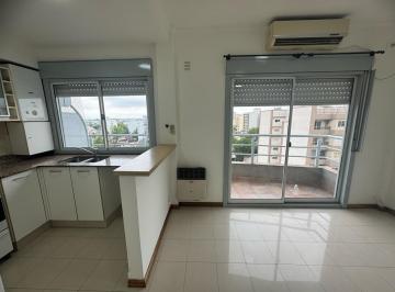 MCZ-MCZ-746_2 · Venta Departamento 3 Ambientes con Cochera en Caseros