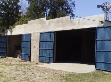 Bodega-Galpón · 100m² · Galpon en Alquiler Sobre Simon Perez