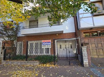 Casa de 5 ambientes, Quilmes · Chalet en Dos Plantas Apto Profesional o Vivienda