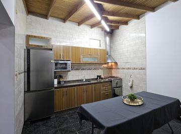 Casa · 90m² · 4 Ambientes · 1 Cochera · Oportunidad | Excelente Propiedad 4 Ambientes | José C Paz