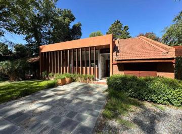 Casa · 161m² · 5 Ambientes · Venta Casa 4 Amb con Piscina Los Cardales