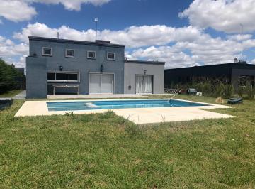 Casa · 170m² · 4 Ambientes · 1 Cochera · Casa en Venta Canning Barrio Santa Rita