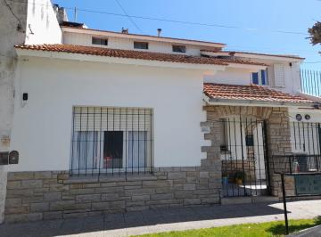 Casa · 150m² · Venta Casa con Departamentos en Block