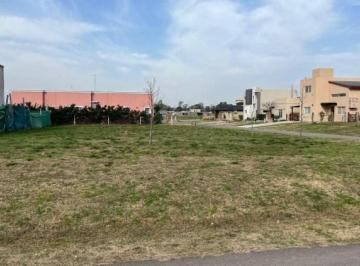 Terreno · 261m² · Lote en Venta en El Aljibe, Manzanares, Pilar