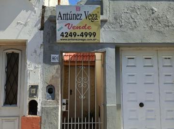 Casa · 2 Ambientes · 1 Cochera · Casa y PH en Venta Zona Lanús