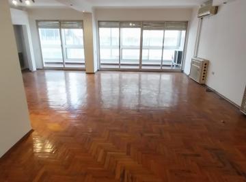 Foto · Amplio Piso 3 Dorm. en Venta con Terraza y Pileta en Pleno Centro