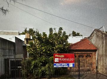 Casa de 3 ambientes, Lomas de Zamora · Casa S/lote de 9x 23 a Reciclar