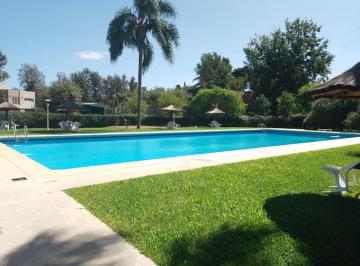 Casa de 4 ambientes, General Rodríguez · Casa en Club de Campo Cardenal del Monte