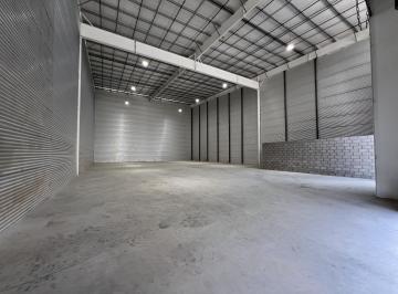 Depósito · 1110m² · Nave en Alquiler - Predio Multi - Cliente