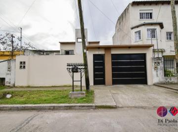 Departamento · 65m² · 3 Ambientes · 1 Cochera · Gran Duplex con Parque y Cochera