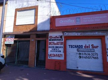 Casa · 162m² · 4 Ambientes · 1 Cochera · Casa en Av Rigolleau 3600