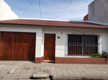 Casa · 4 Ambientes · Casa - Temperley