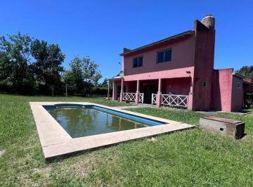 Quinta vacacional de 3 ambientes, Exaltación de la Cruz · Casaquinta en Parque Exaltación! 1000 m², 2 Plantas y Pileta!