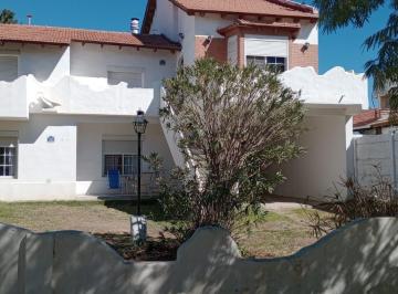 Casa de 4 ambientes, Las Grutas · Hermosa Casa y Departamento en Las Grutas (Rn)