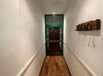 Ingreso · Chalet en Venta 5 Dorm., Pileta, Playroom