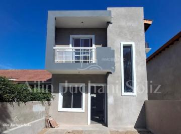 Casa · 65m² · 3 Ambientes · 1 Cochera · Duplex Al Frente Inmejorable Ubicacion