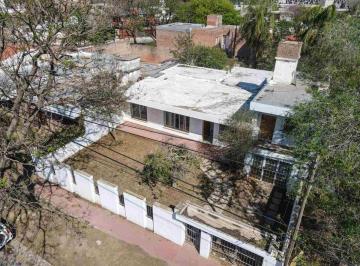Casa · 234m² · 7 Ambientes · 1 Cochera · Venta Casa 5 Dorm Villa Belgrano Apto Comercial