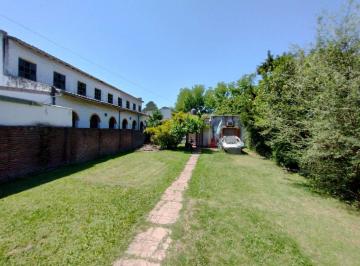 Casa · 91m² · 3 Ambientes · Venta Casa Apto Credito V de Mayo 3 Amb Refacionar