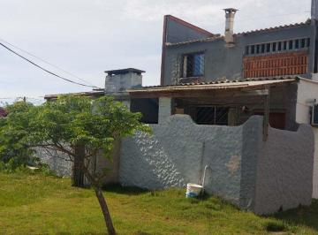 Casa · 90m² · 7 Ambientes · 3 Cocheras · Complejo en Venta de 3 Apartamentos en La Paloma