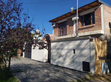 Casa · 240m² · 3 Ambientes · 1 Cochera · Venta Casa 2 Plantas en El Centro de San Rafael