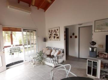 Casa · 200m² · 6 Ambientes · Casa en Venta - 4 Dorm. 2 Baños - 2.483 m² - Astillero Parodi, Tigre