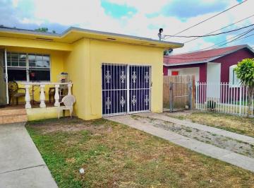 Casa · 131m² · 8 Ambientes · 2 Cocheras · Casa en Venta - 7 Dorm. - 7 Baños - Estacionamiento - 200 m² - North Miami Beach