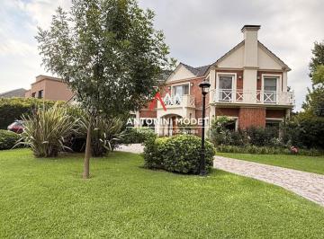 AMN-AMN-3436_2 · Casa en Venta en La Lomada - Pilar