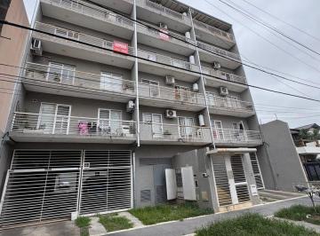 Departamento · 53m² · 2 Ambientes · Departamento en J. L. suarez