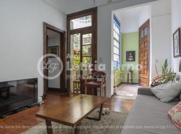 PH · 77m² · 3 Ambientes · Impecable PH Muy Bien Reciclado.