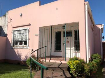 Casa · 80m² · 3 Ambientes · 1 Cochera · Casa en Venta 3 Ambientes en Tigre