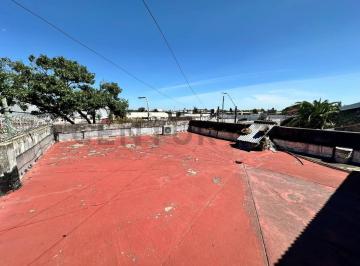 PH · 130m² · 4 Ambientes · Venta PH 4 Ambientes con Terraza - Morón