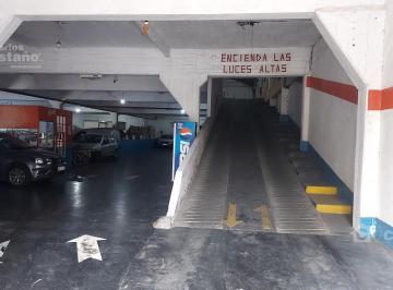 Bodega-Galpón · 2000m² · 100 Cocheras · 1 ½ de Av Maipu. 100 Cocheras. 2 Plantas. 2000 m²